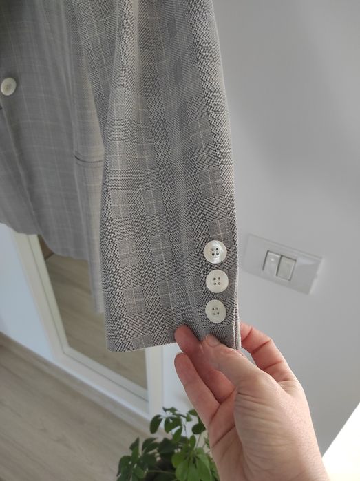 Sacou dama în carouri din vâscoză