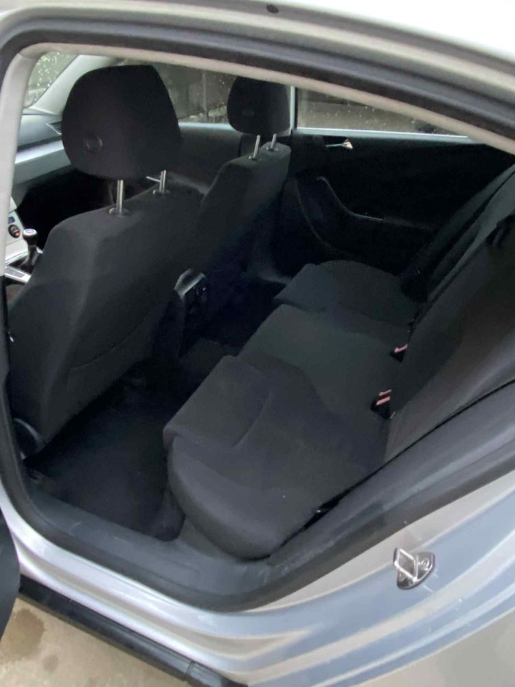 VW Passat B6 / 2008 / 2.0 TDI / 140 CP