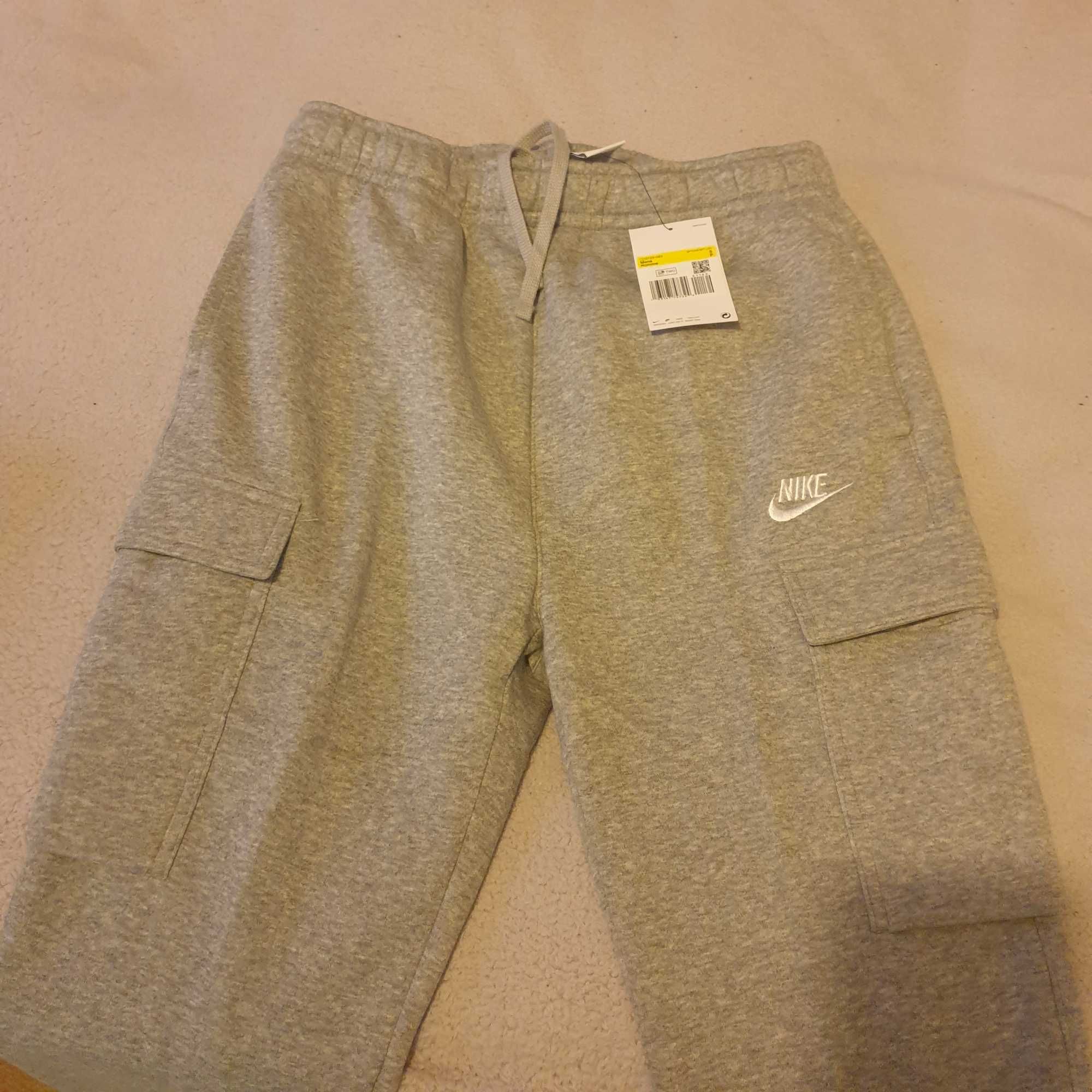 Nike cargo trousers gri S , M