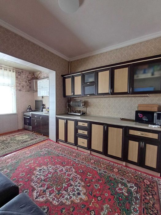 Квартира продается срочно в Домбирабаде 77кв 3/4/4