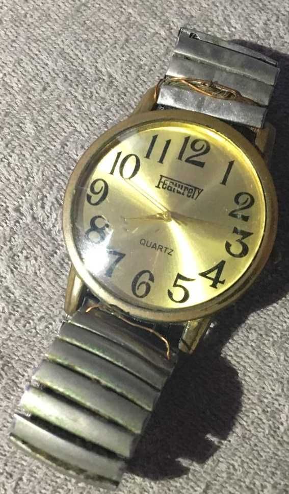 Ceas/Watch Featurely Quartz, pentru barbati, auriu/metalic Ieftin!