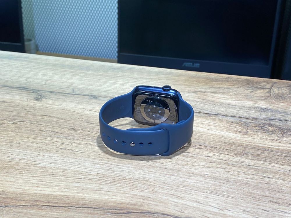Apple Watch 8 series, 45 mm, полный комплект, 9683/А10