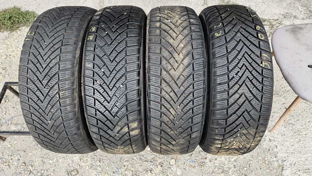 SET 4 Anvelope Iarna 205/60 R16 VREDESTEIN M+S