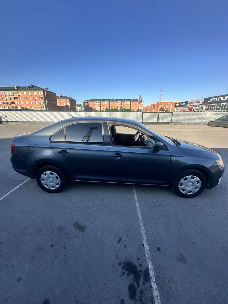 Skoda rapid 1,2 в отличном состоянии