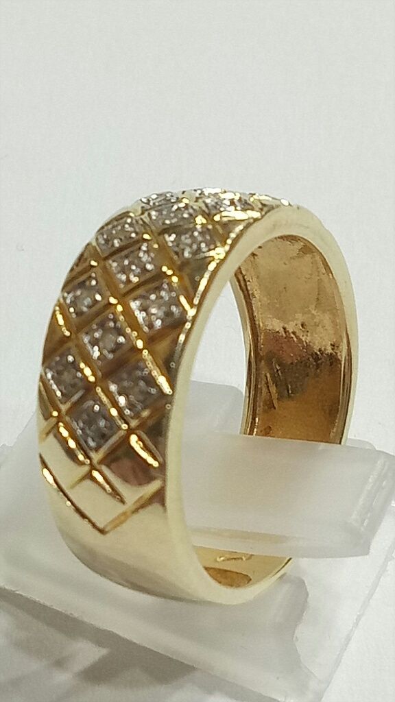 Vind inel din aur 14kt(585) cu diamante
