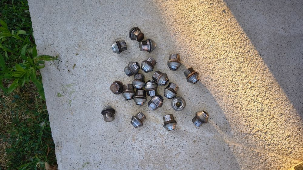 Piulițe prezoane ford