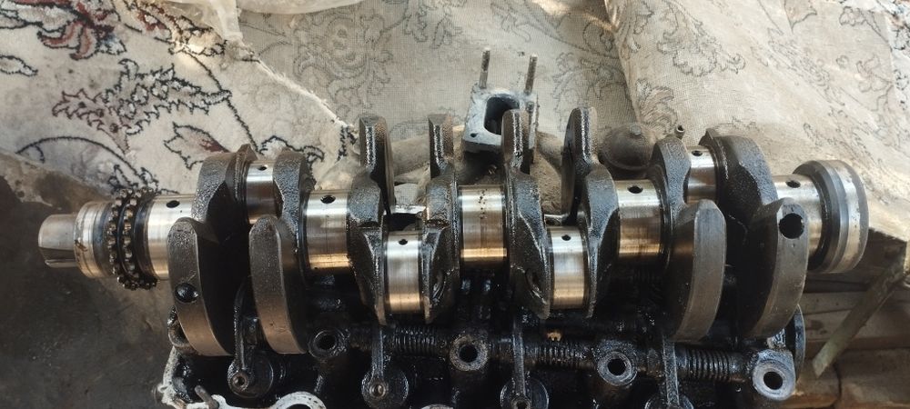 406 вал сотилади