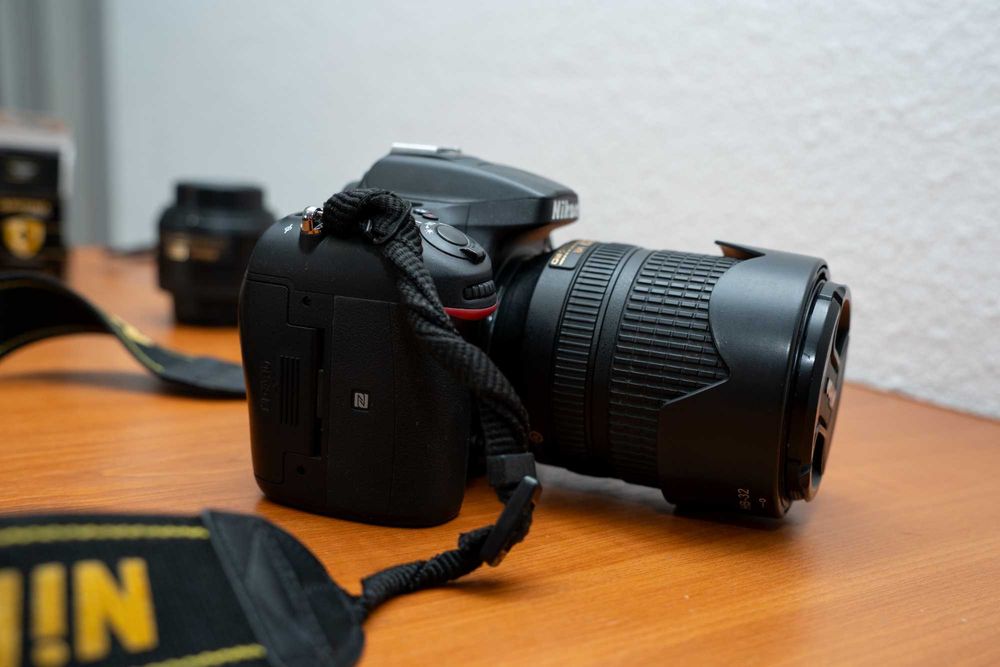 Nikon d7200 + 35mm f1.8 + 18-140mm + accesorii