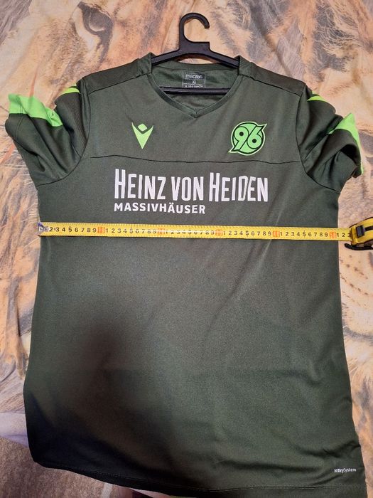 Тениска на Hannover 96 и на Баерн Мюнхен