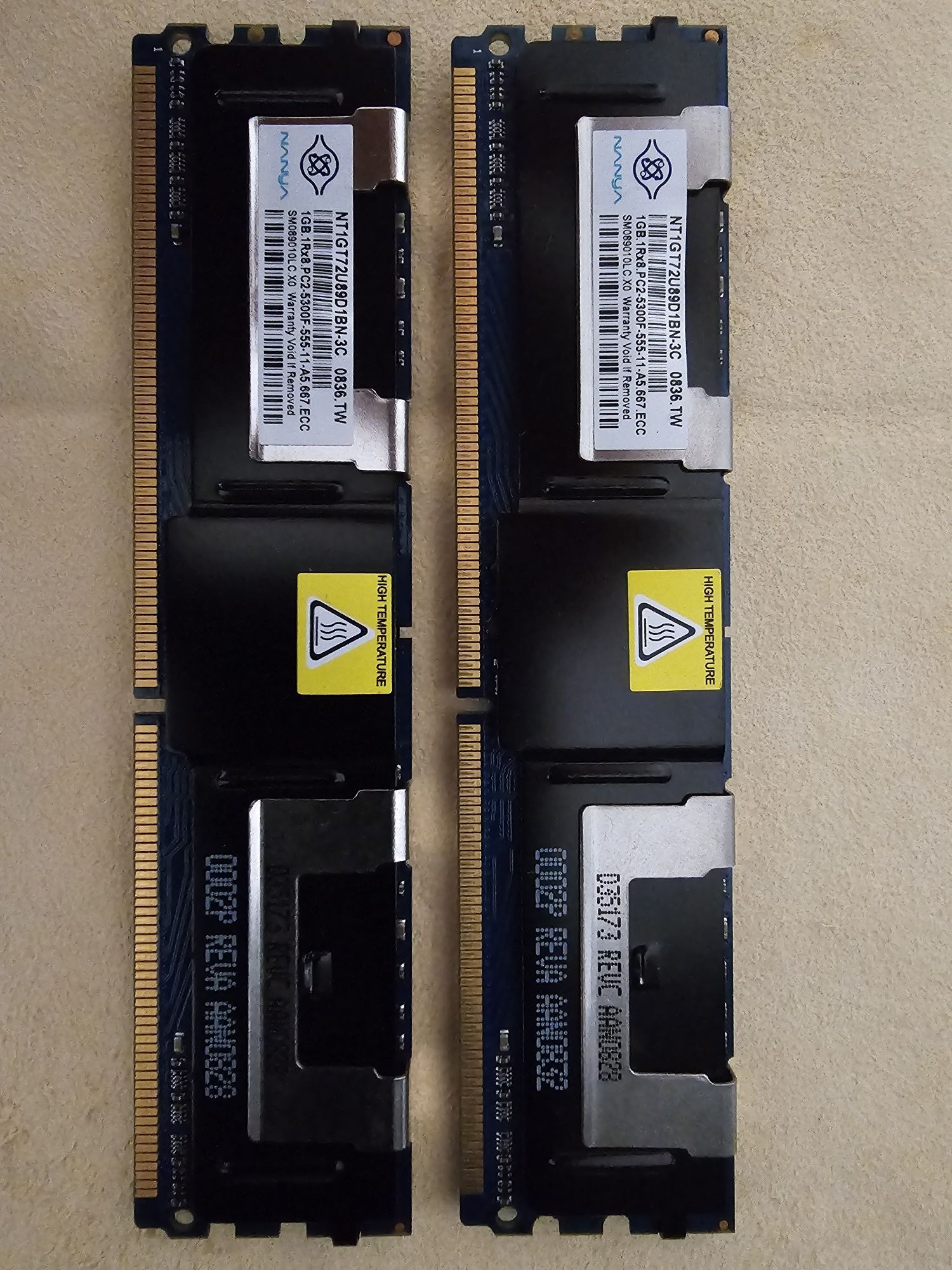 Memorie server dual chanel Nanya 2GB PC2-5300 DDR2-6