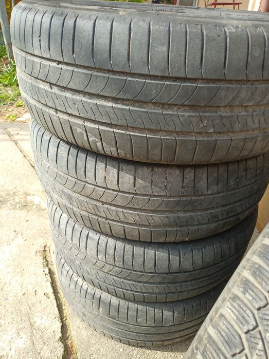 Anvelope de la R14 la R17