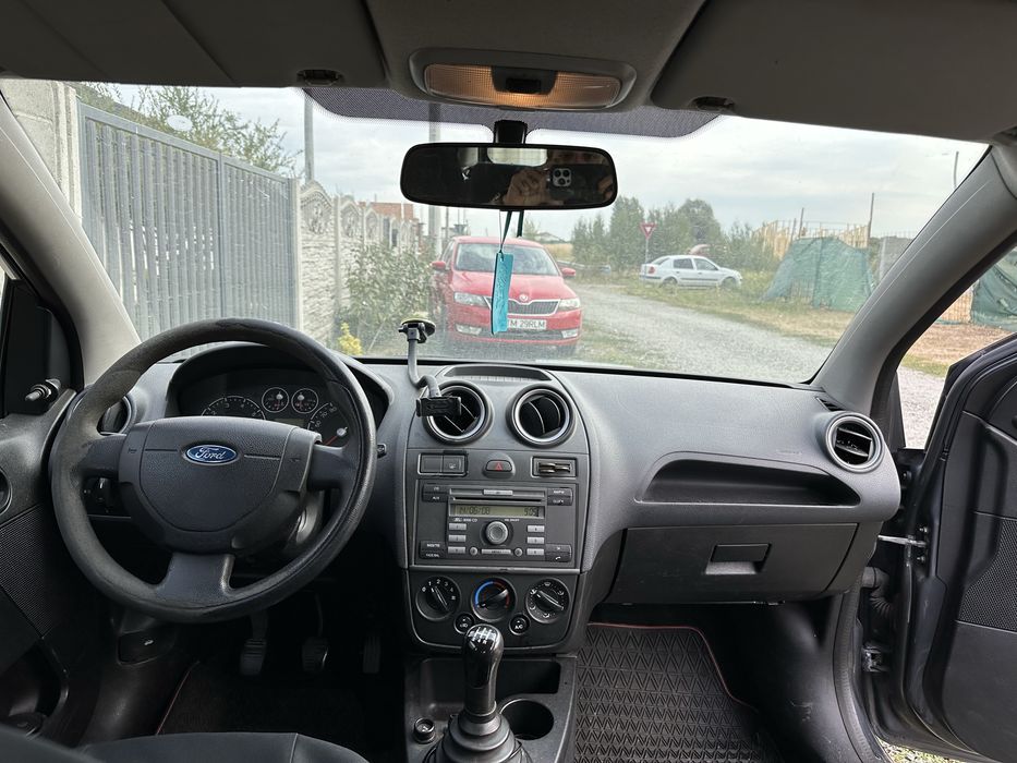 Vand Ford Fiesta