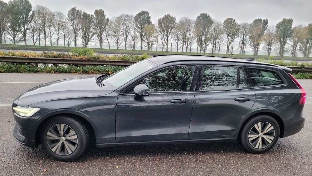 VOLVO V60 2.0 diesel - al 2 proprietar - carte service la zi