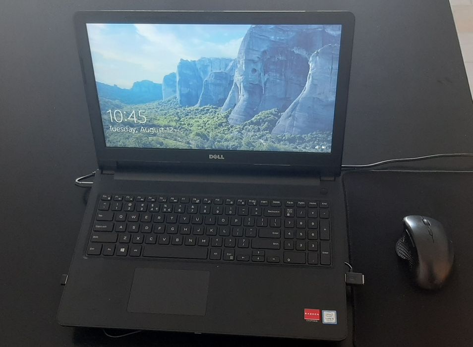 Dell Inspiron 15 3000