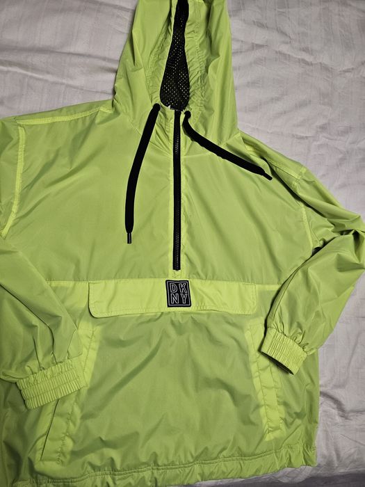 Дамско спортно яке DKNY