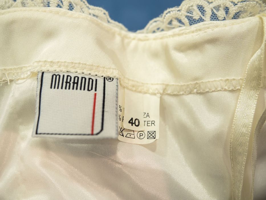 Vând Rochie de Mireasă