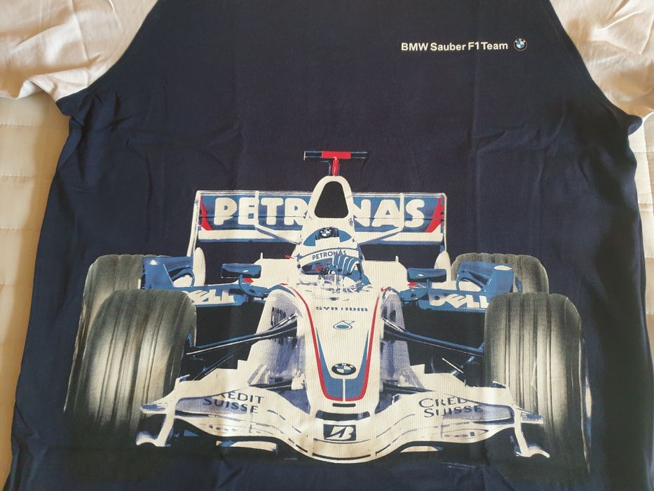Tricou de barbati  -  100 lei.