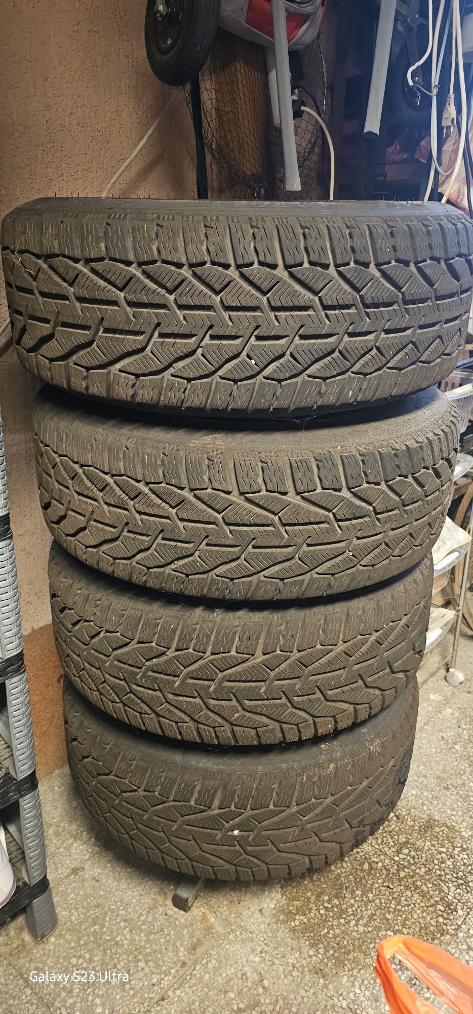4 зимни гуми,с 4 оригинални джанти за Мерцедес W211