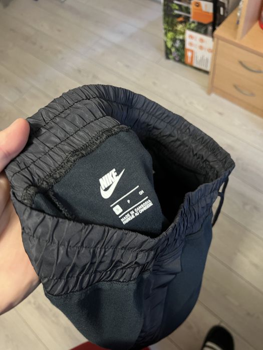 Pantaloni nike tech noi