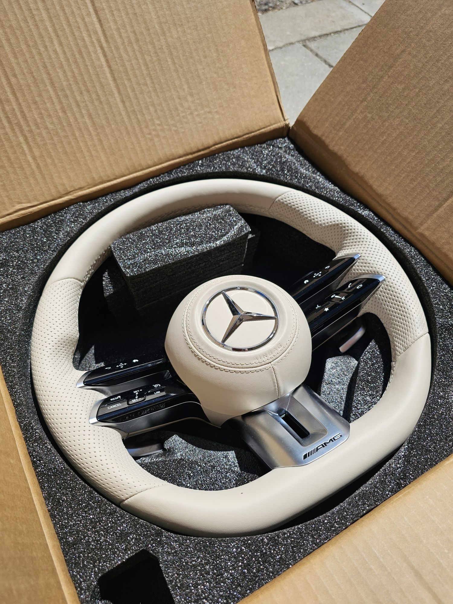 AMG волан W222W223C217C238W213W214W206C167W167X167W464W177C118C257X290