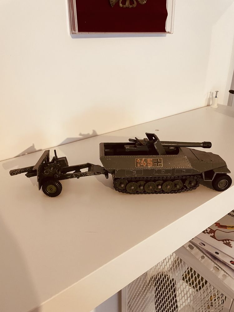 Machete militare Dinky Toys