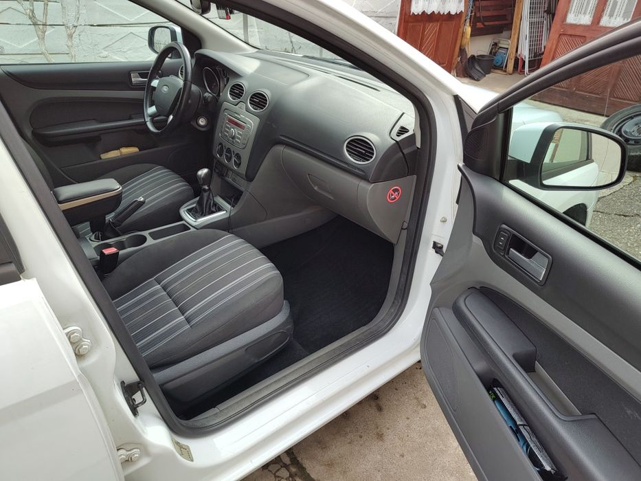 Ford Focus 2, 1,6 Diesel, 90 CP, 2008  - Echipare Trend