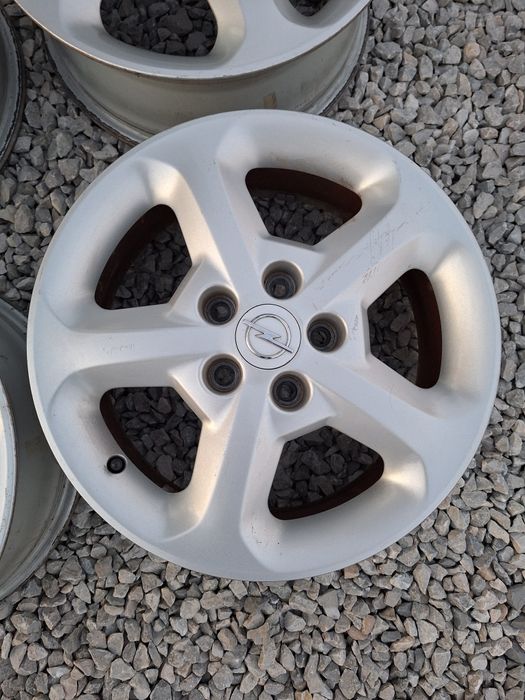 5x110..16 цола. 6j ET44 оригинални Опел