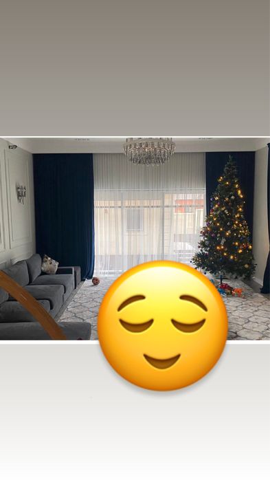 Продается елка с игрушками в идеальном состоянии