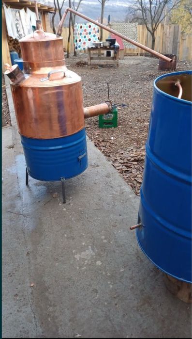 Cazane de facut tuica din tabla de cupru cu mestecator