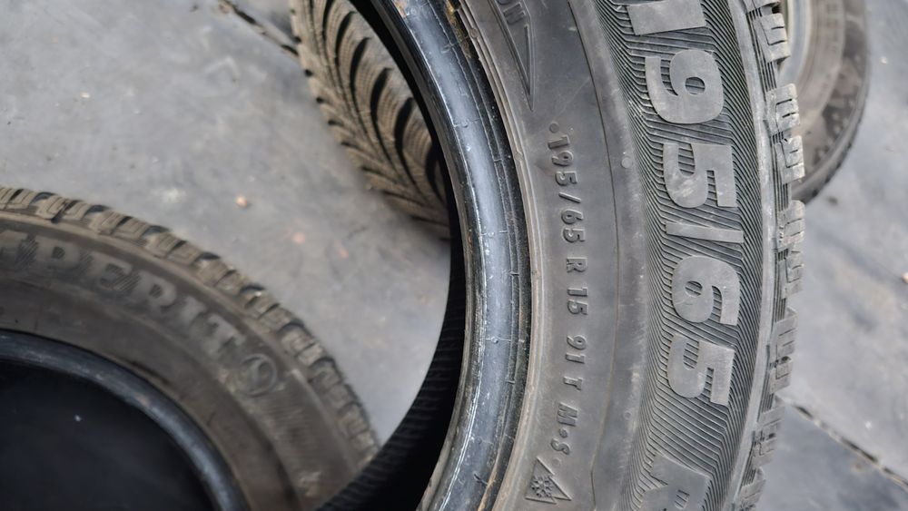 2бр гуми 195 65 15 семперит