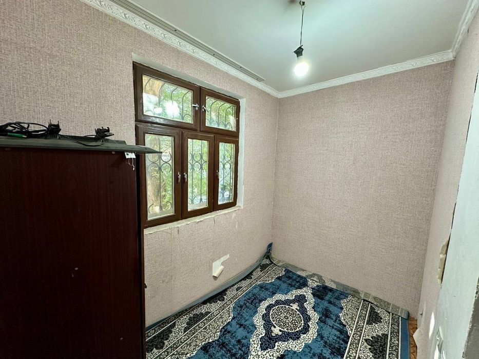 ÷ 1/2/4 Чиланзар 13 квартал 40м² Улучшенка продаётся квартира