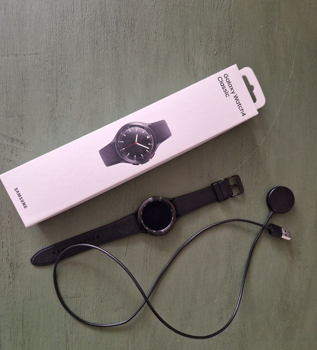 Samsung Galaxy Watch4 Classic