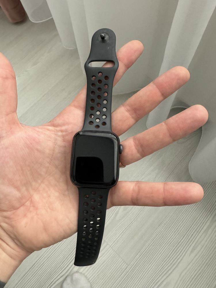 Apple Watch Nike SE 44MM