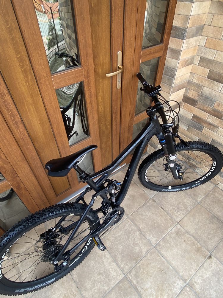 mountain bike full suspension