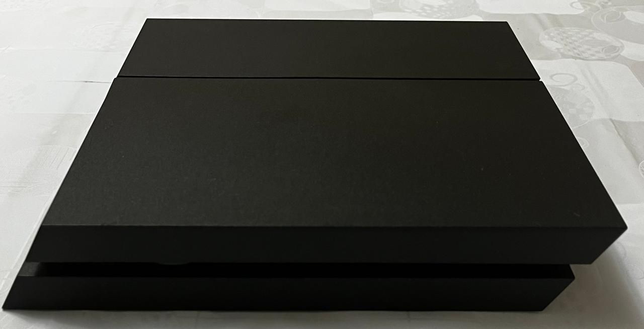 PS4 + игры(диск)