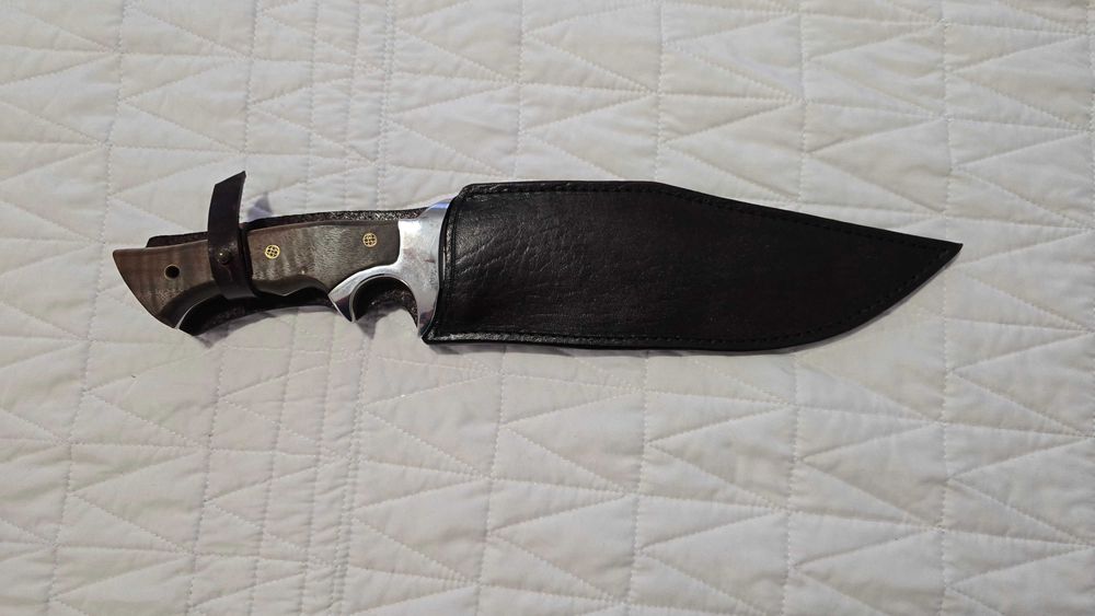 Cutit Model Deosebit, Facut De Maestrul Harsa Aurel