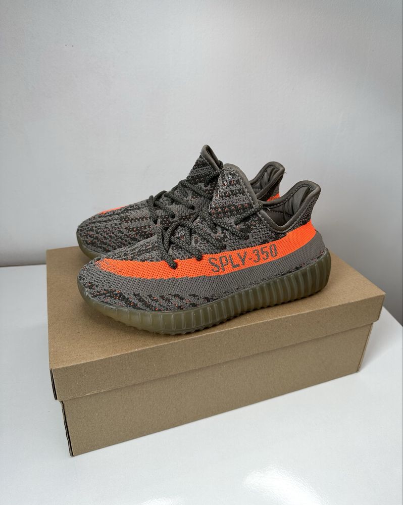 Adidad Yeezy Boost 350 V2 Beluga Маратонки