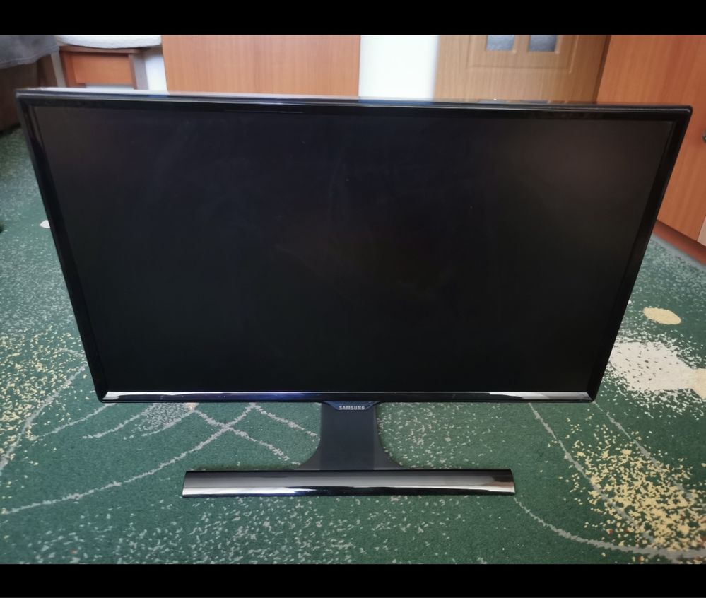 TV SamsungFullHD-59 cm diagonală