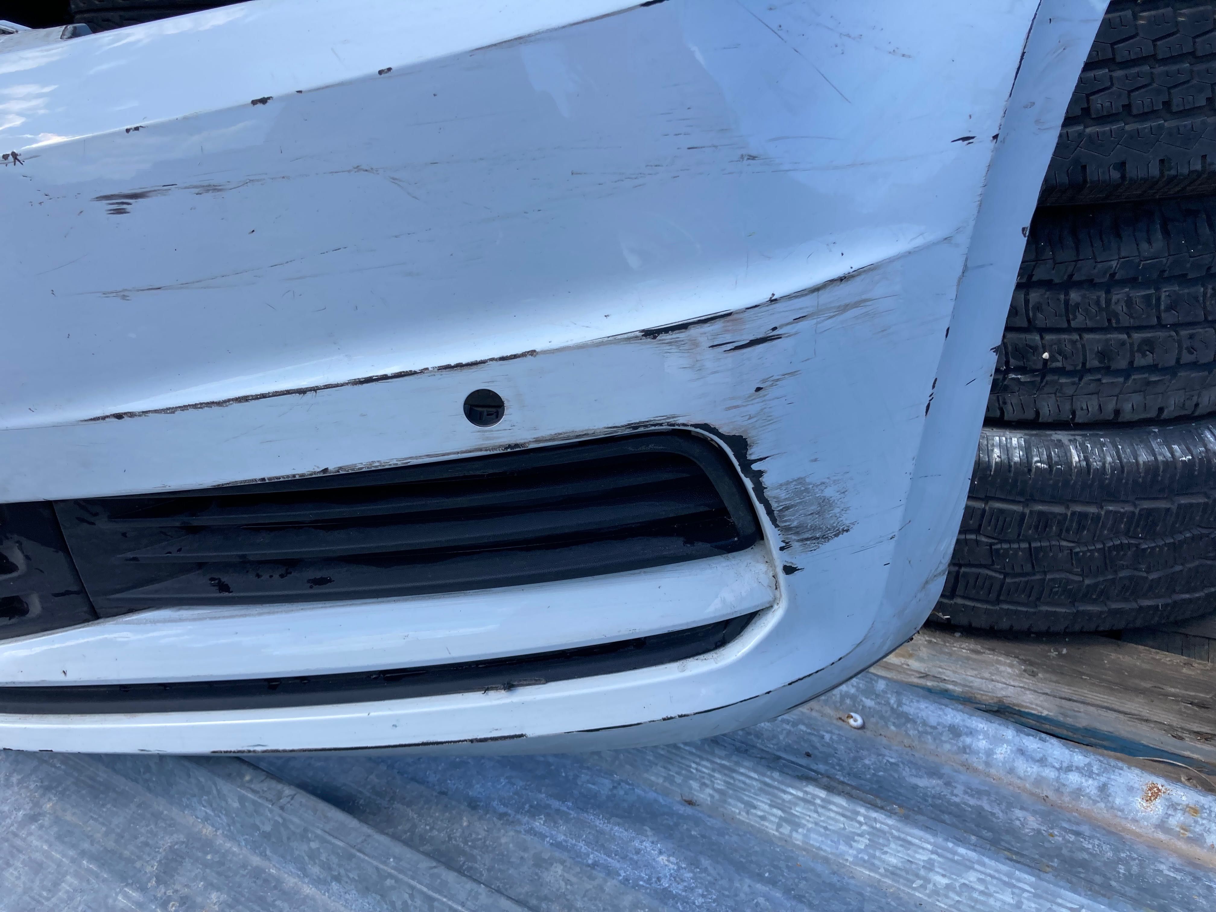 Предна броня за Vw Touran. Тауран. 2015-  Оригинална.