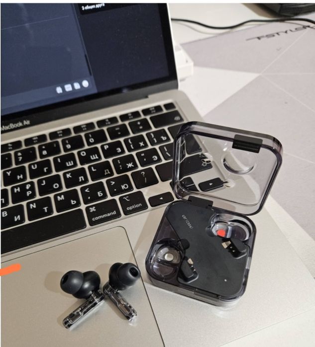 Продам Наушники NOTHING Ear 2 черный Оригинал