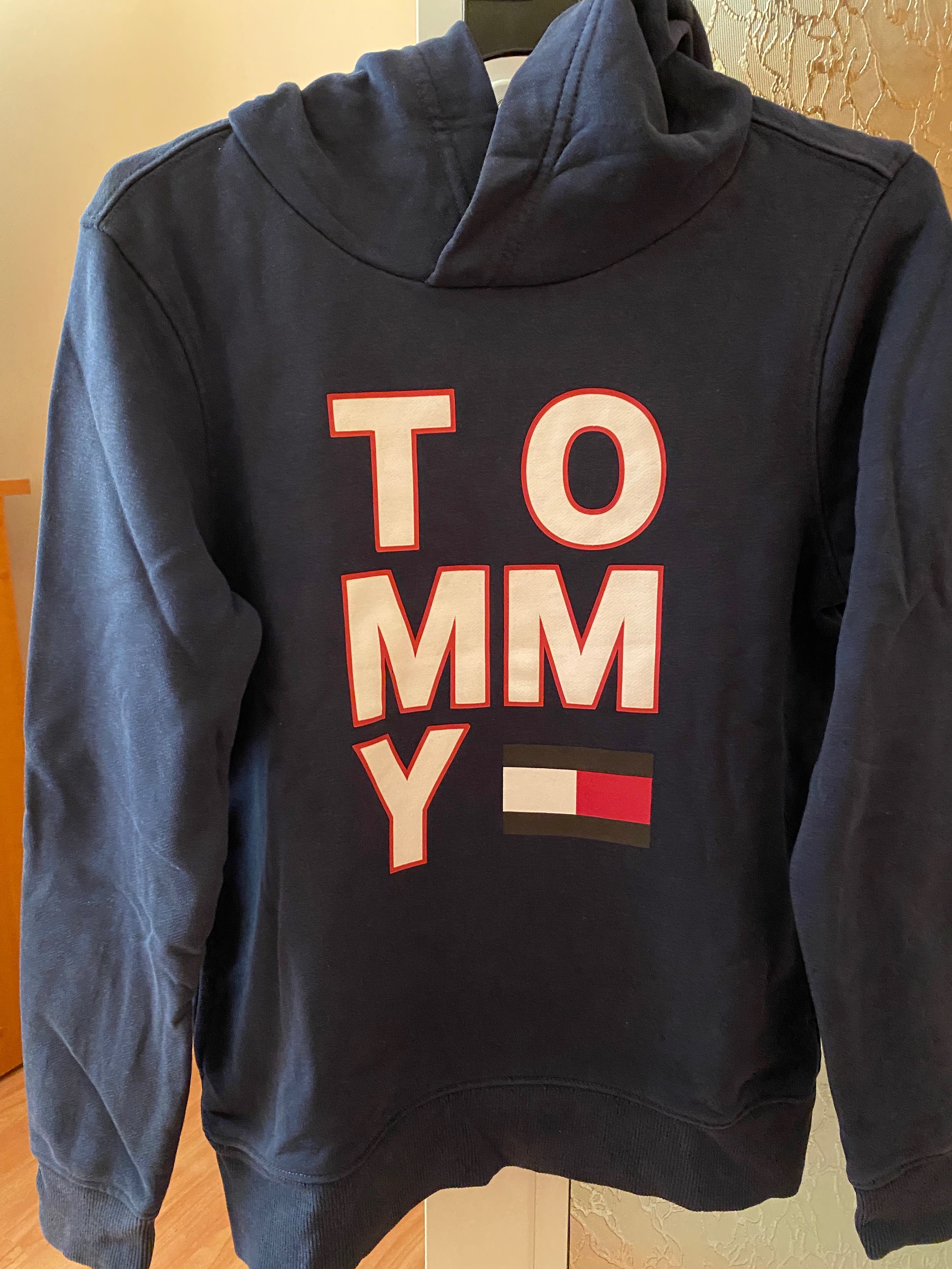 Tommy Hilfiger  суичър