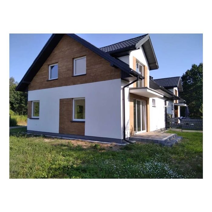 Casă modulară pe structură metalică, cu pereți din panouri sandwich, p