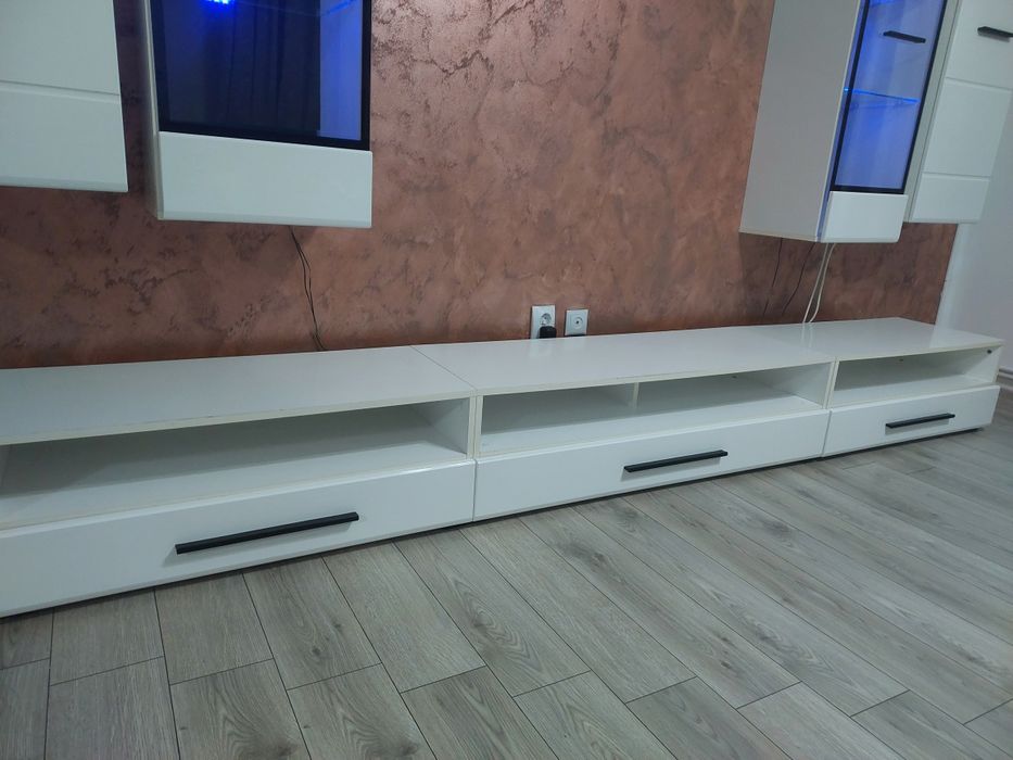 Set mobila living din MDF alb lucios