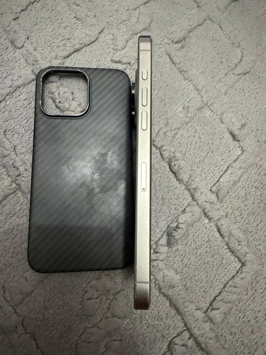 Vând Iphone 15 pro max