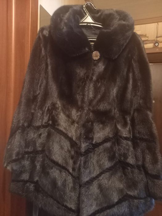 Продам норковую шубу
