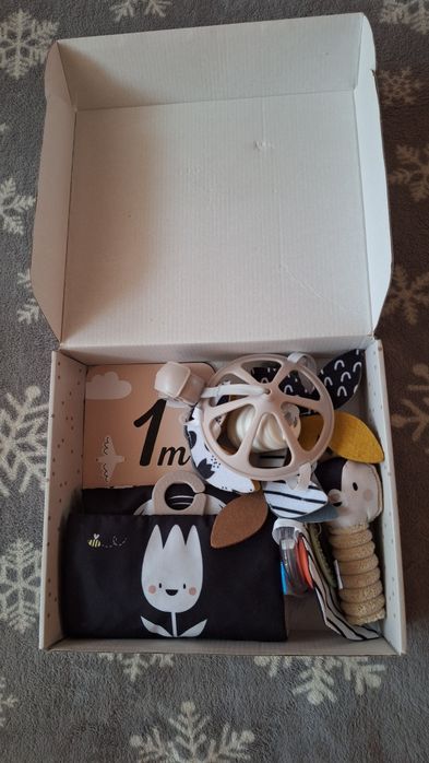 Игрален комплект за новородено Taf Toys - Черно бели елементи, 10 част