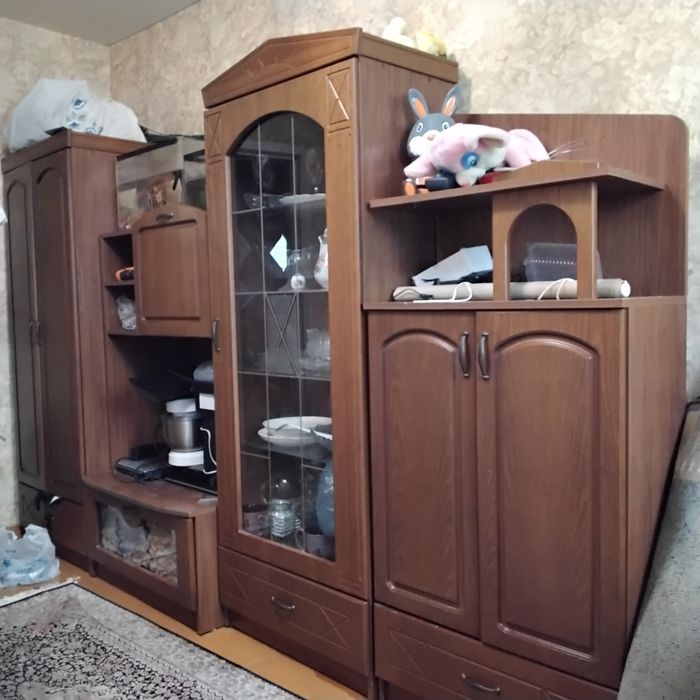 Продам стенка- горка в отличном состоянии