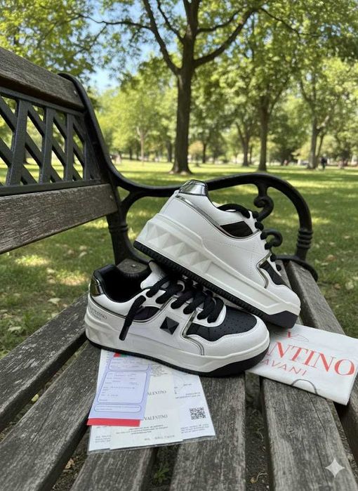 Adidasi Valentino Garavani One Stud - Adidasi Full Box Premium