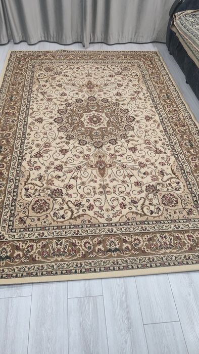 Продам ковер 2*3