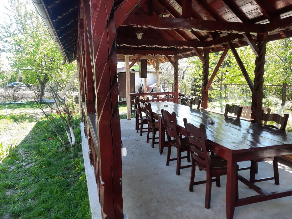 De vanzare casa - pensiune in statiunea Calimanesti Caciulata